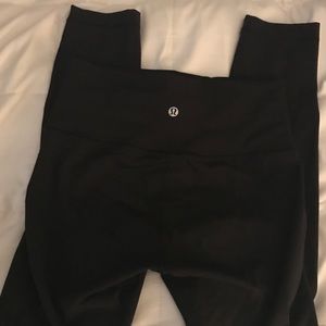 Wunder Under 7/8 leggings size 6